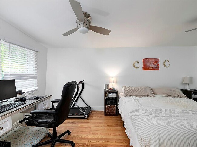 Building Photo - 3940 Forrest Ct