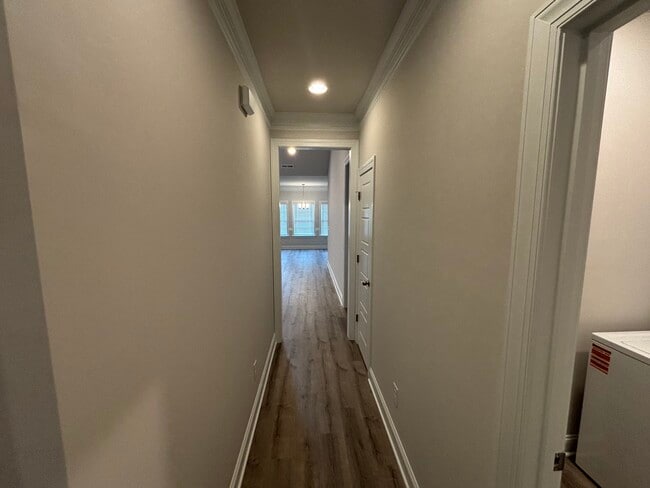 Building Photo - 1541 Barnstable Ct