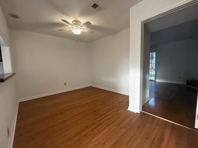 Building Photo - 2729 Blair stone Ln