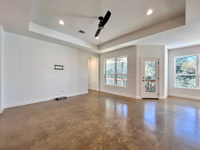 Building Photo - Modern Custom Home with Luxury Finishes & No Rear Neighbors!