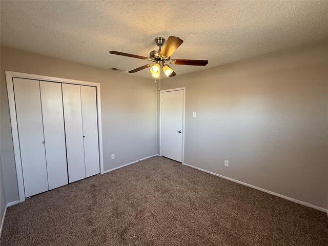 Building Photo - 3907 Emerald Dr