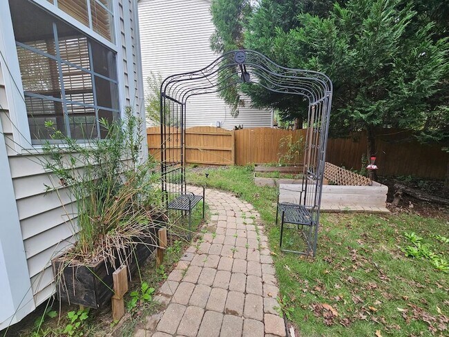 Building Photo - 2307 Brasstown Ln