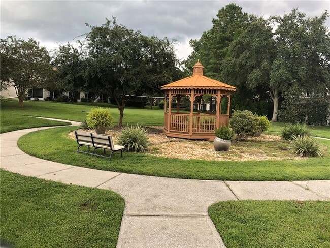 Building Photo - 2302 Lake Woodberry Cir