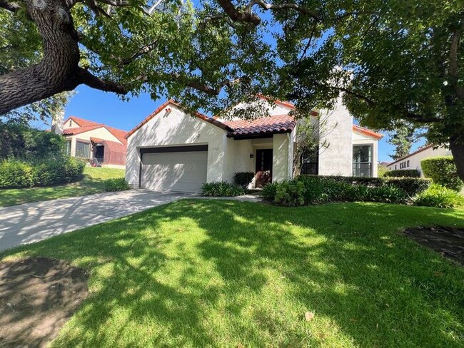 Primary Photo - Breathtaking 3 Bed / 2.5 Bath Single Story...