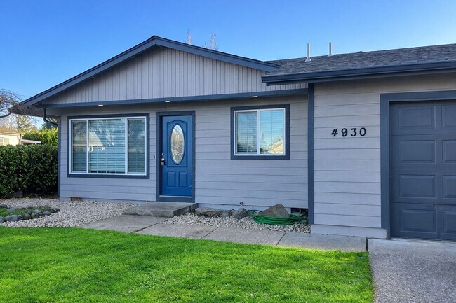 Building Photo - New carpet, kitchen, appliances, paint! Great neighborhood.