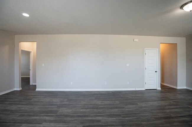 Building Photo - 252 Syrah Ct