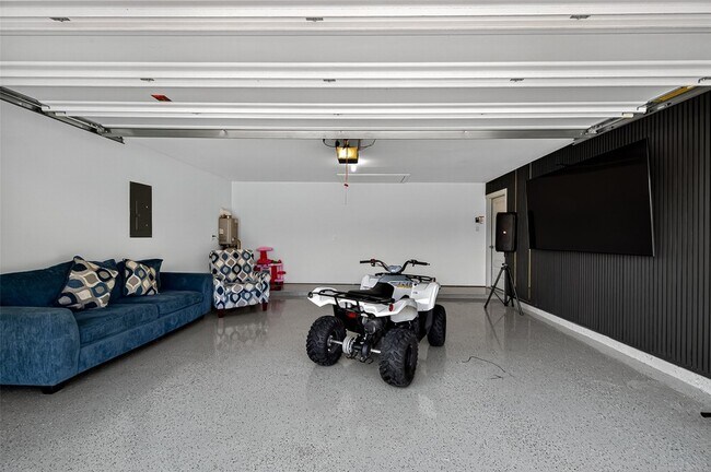 Building Photo - 31410 Hexan Hts Ln