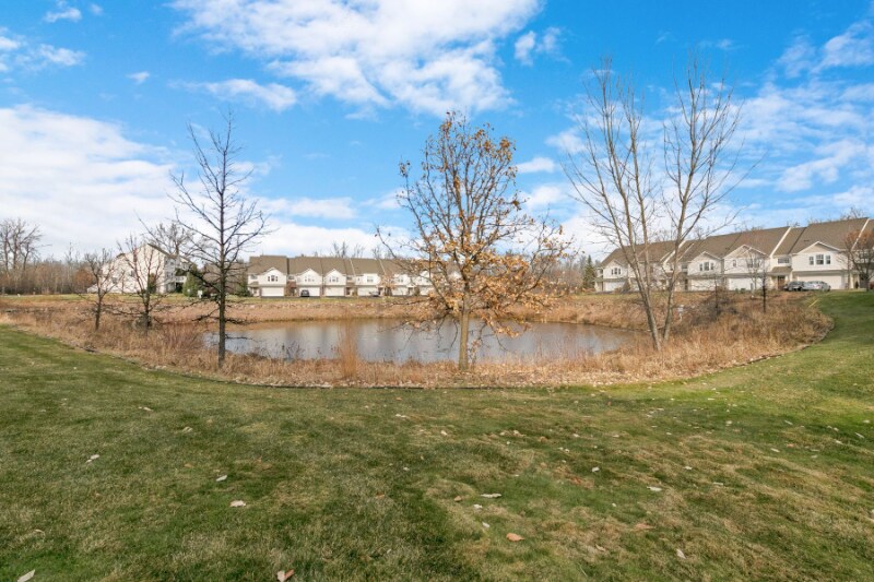 Building Photo - 5030 Fountain Lane N