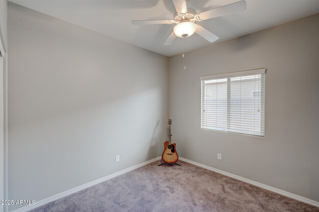 Building Photo - 42027 N Wollemi St