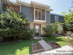 Building Photo - 311 E San Antonio Ave