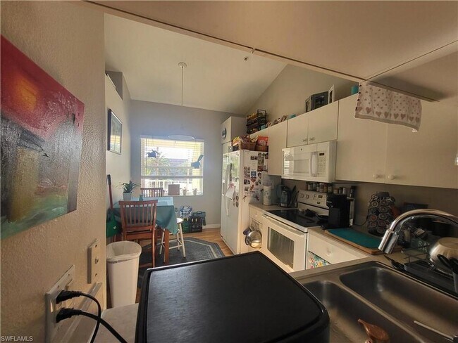 Building Photo - 6655 Huntington Lakes Cir