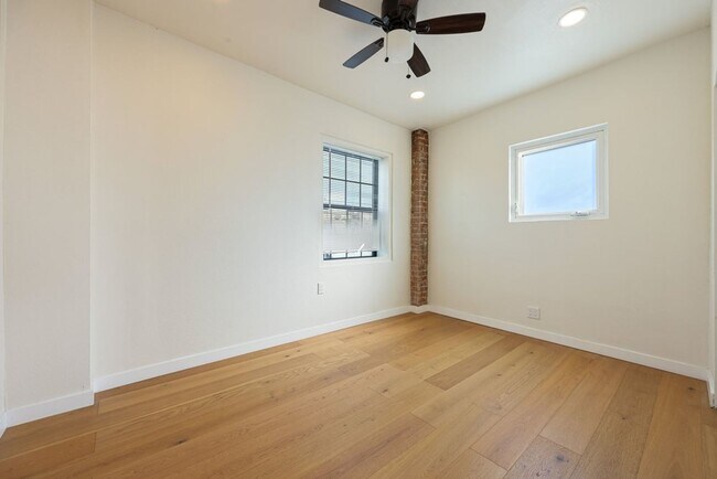 Building Photo - 3741 Park Blvd