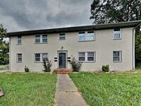 Building Photo - 7745 Madrid Ave