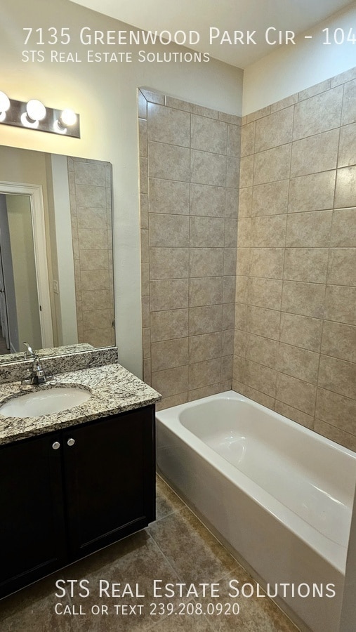 Building Photo - 7135 Greenwood Park Cir