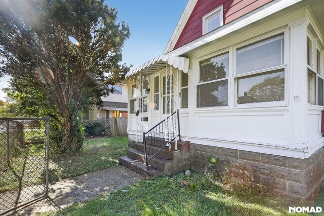 Building Photo - Charming 3BR House in Kankakee