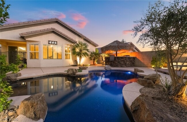 Building Photo - 2676 Lochleven Way