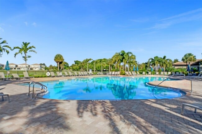 Building Photo - 4764 Eucalyptus Dr