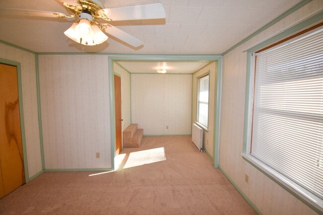 Building Photo - Large Home in Loganton with 1 Car Garage!