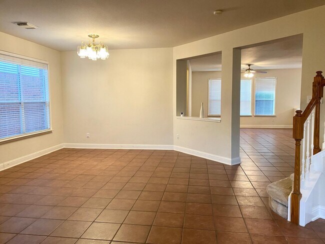 Building Photo - 518 Remington Chase Ct