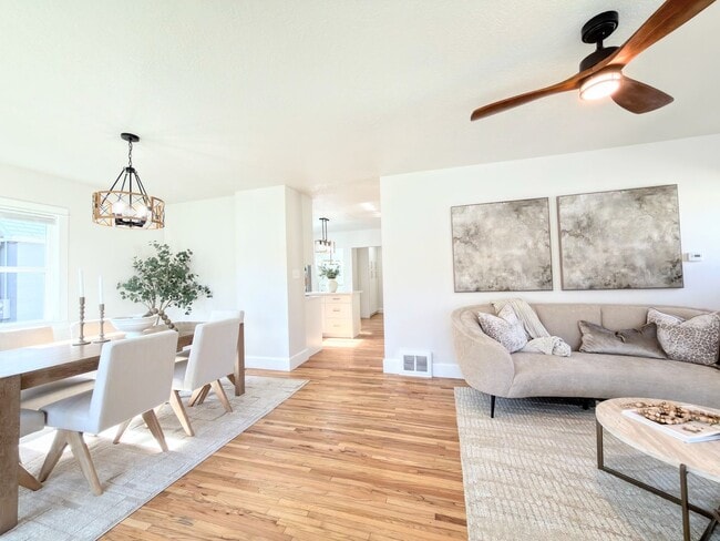 Building Photo - Beautiful Remodeled Home