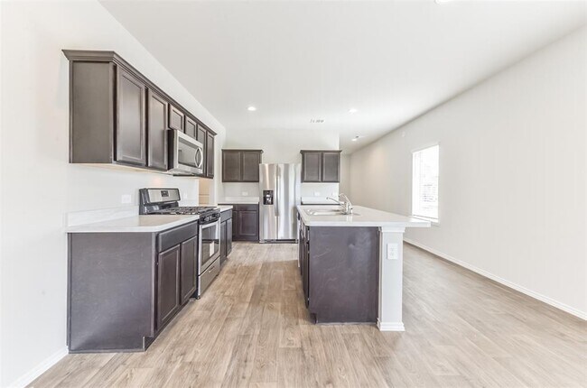 Building Photo - 16524 Cascading Pnes Ct