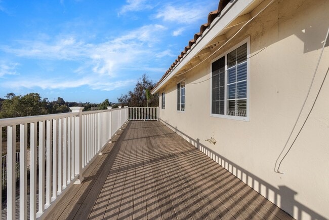 Building Photo - 533 Hibiscus Ct