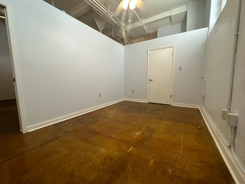 Building Photo - 1401 Scott St