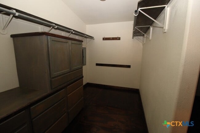 Building Photo - 2809 Connell St