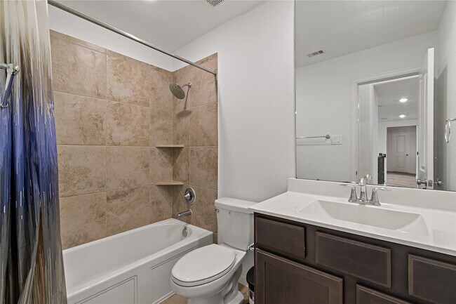 Building Photo - 14010 Hartford Heights Wy