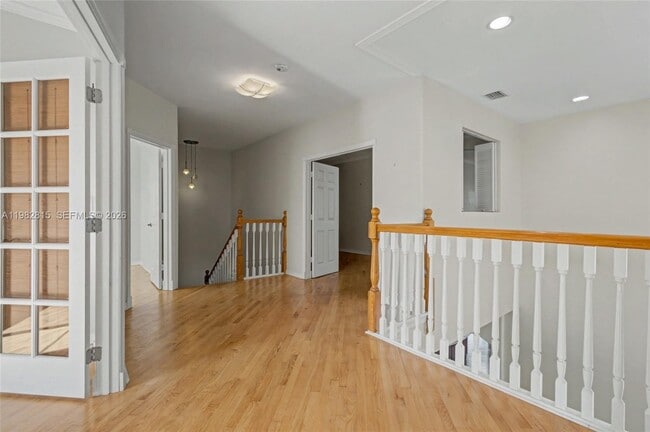 Building Photo - 1560 Seagrape Way