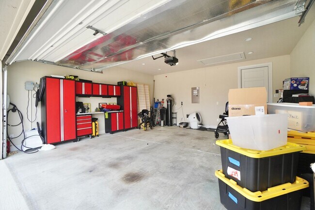 Building Photo - 20509 Christie Marie Ln