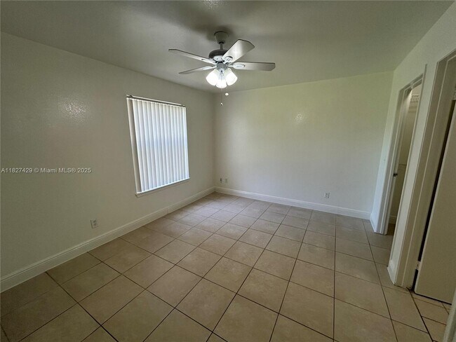 Building Photo - 1725 Palm Cove Blvd