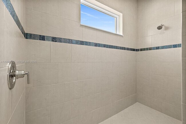 Building Photo - 3 Rio Vista Dr