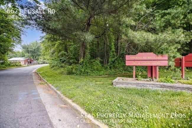 Building Photo - 6621 Edsall Rd