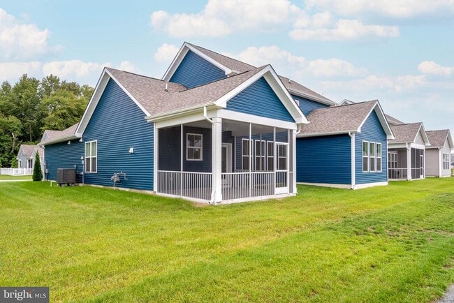 Building Photo - 36081 Windsor Park Dr