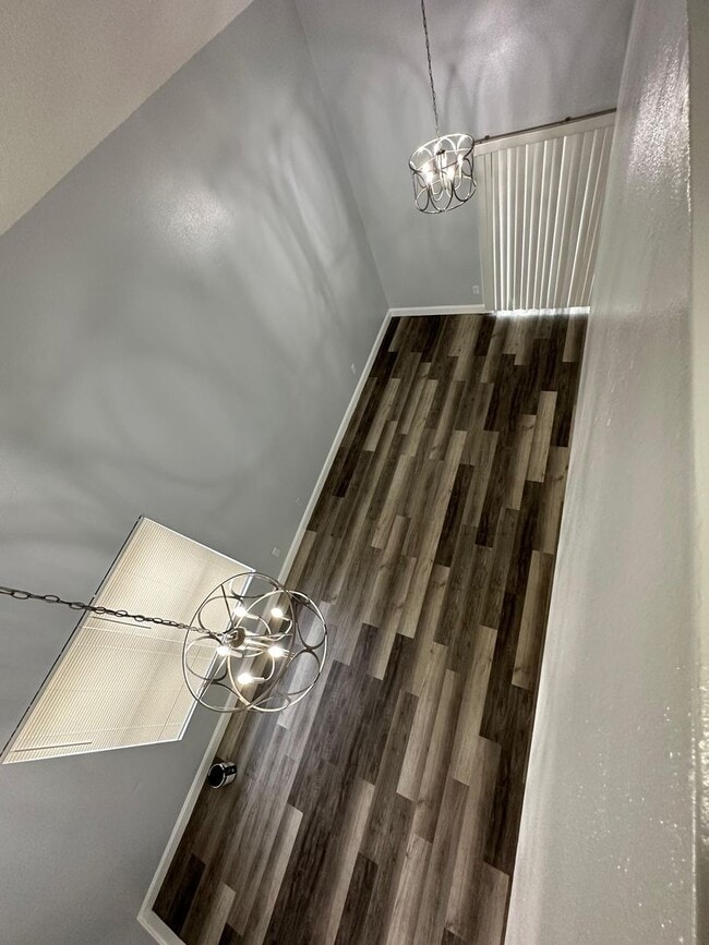 Building Photo - Fully renovated 3/2 Single-Family Home Available for Immediate rent!