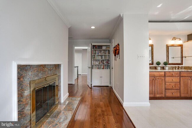 Building Photo - 1412 Coventry Ln
