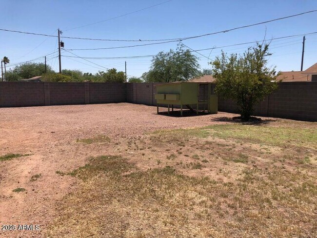 Building Photo - 1862 S Buena Vista Dr