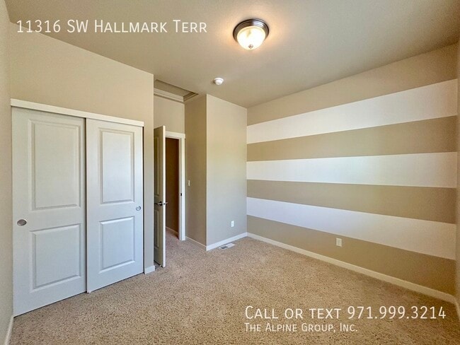 Building Photo - 11316 SW Hallmark Terrace