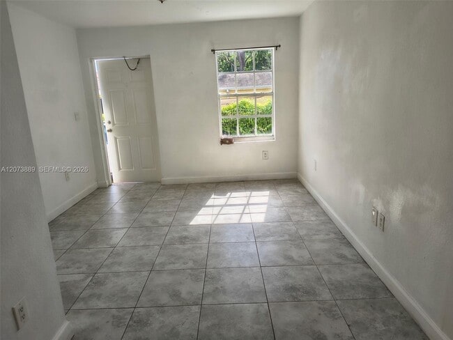 Building Photo - 230 NW 64th St