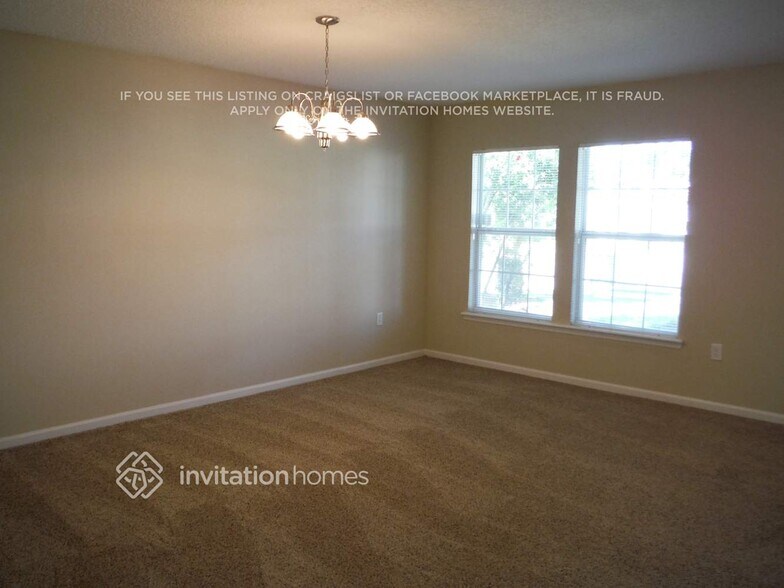 Building Photo - 12341 Deersong Dr