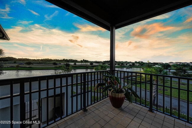 Building Photo - 7103 Vista Hermosa Dr