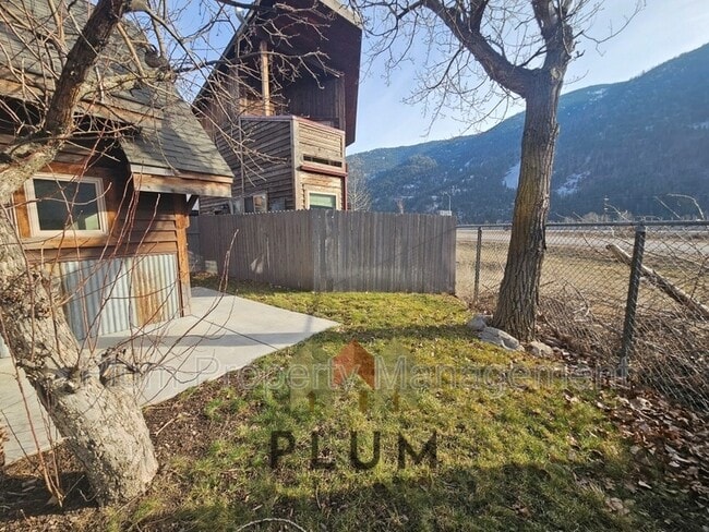 Building Photo - 131 Speedway Ave