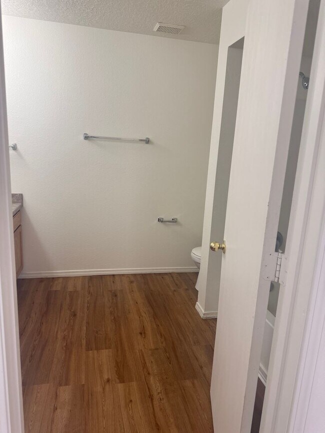 Building Photo - 3716 Rancher Loop NE