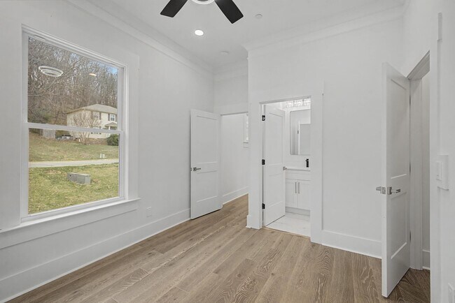 Building Photo - 103 McKinley Dr