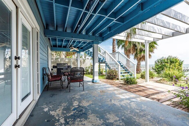 Building Photo - 507 Bay Ave