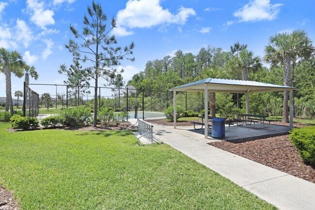 Building Photo - 3044 Suncoast Plains Dr
