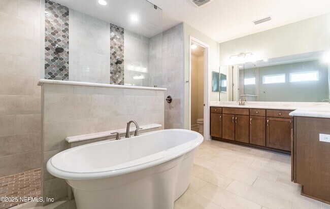 Building Photo - 3214 Carolina Rose Ct