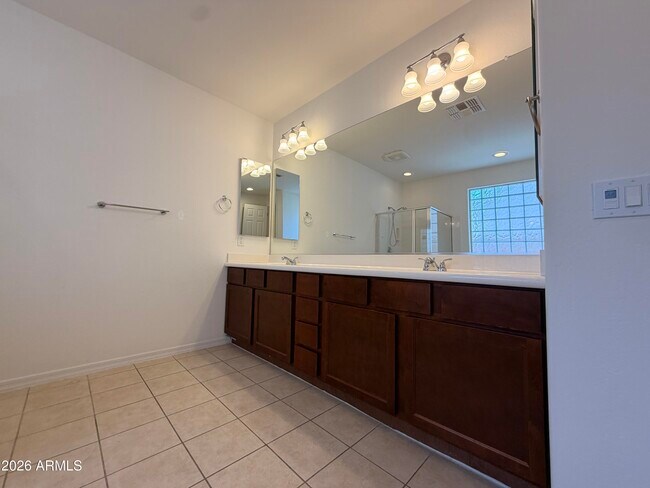 Building Photo - 25549 N 104th Dr