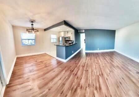 Building Photo - 457 Brittany Dr